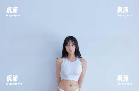 壁纸还是只流于表面？深入Myung Ah的LEEHEEEXPRESS原图，完了！-枫沛玥